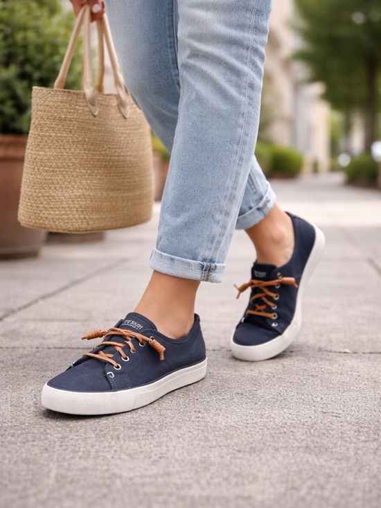 Sperry Shoes - Sperry Top-Sider Navy Blue Canvas Sneakers Women’s Size 7 Casual Lace Up Shoes